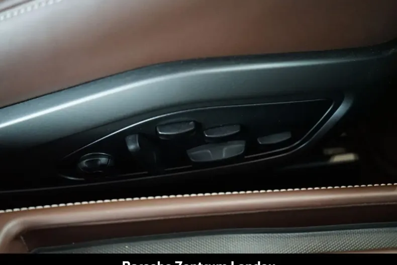 Porsche 992 din 2024 cu 15.590 km - oferta POR157177 - foto 36