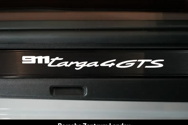 Porsche 992 din 2024 cu 15.590 km - oferta POR157177 - foto 37