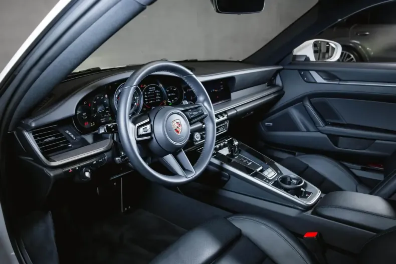 Porsche 992 din 2024 cu 7.900 km - oferta POR157180 - foto 14