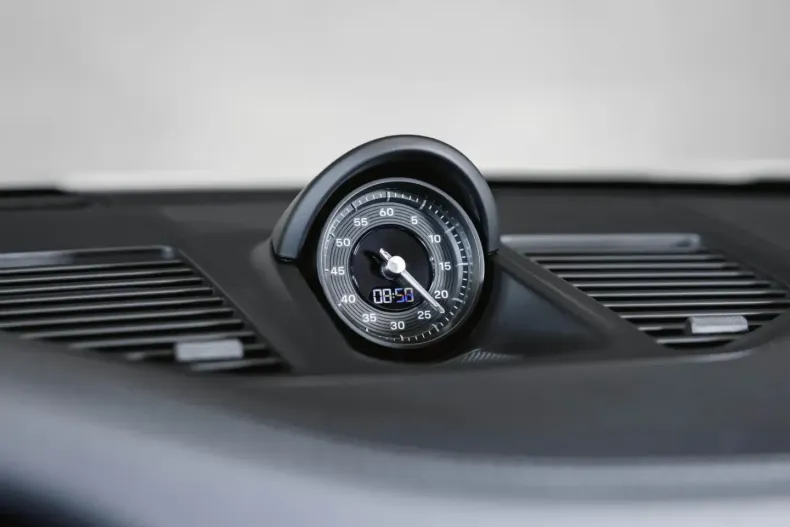 Porsche 992 din 2024 cu 7.900 km - oferta POR157180 - foto 27