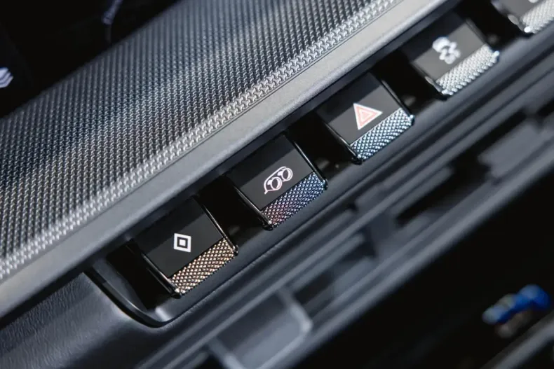 Porsche 992 din 2024 cu 7.900 km - oferta POR157180 - foto 33