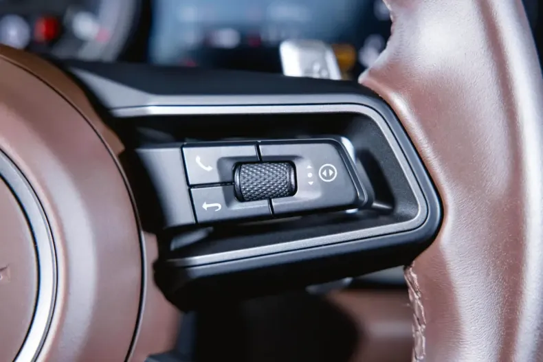 Porsche 992 din 2024 cu 20.400 km - oferta POR157182 - foto 24