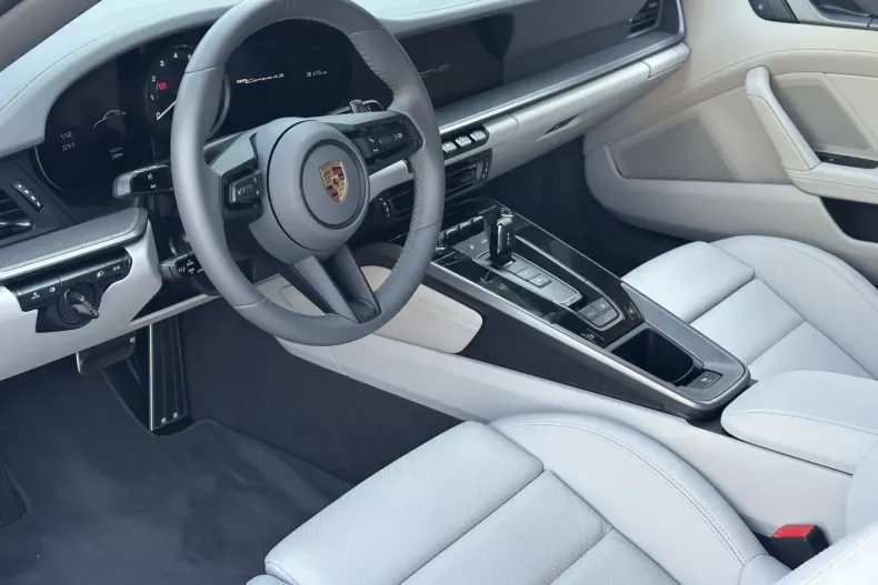 Porsche 992 din 2024 cu 3.150 km - oferta POR157183 - foto 3