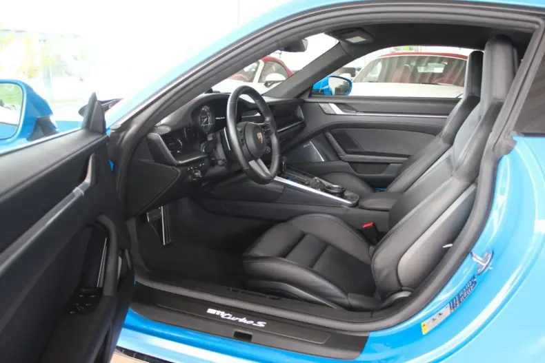 Porsche 911 din 2023 cu 6.239 km - oferta POR157186 - foto 6