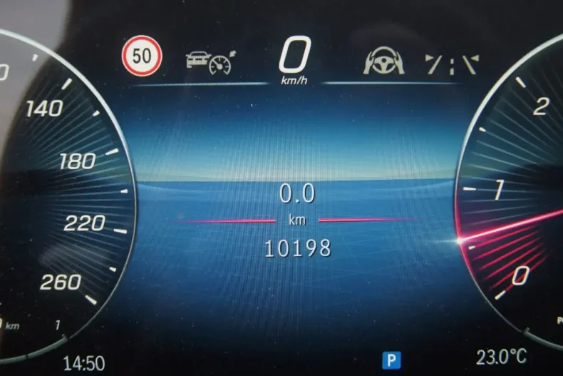 Mercedes-Benz G 450 din 2025 cu 10.250 km - oferta MER157191 - foto 12