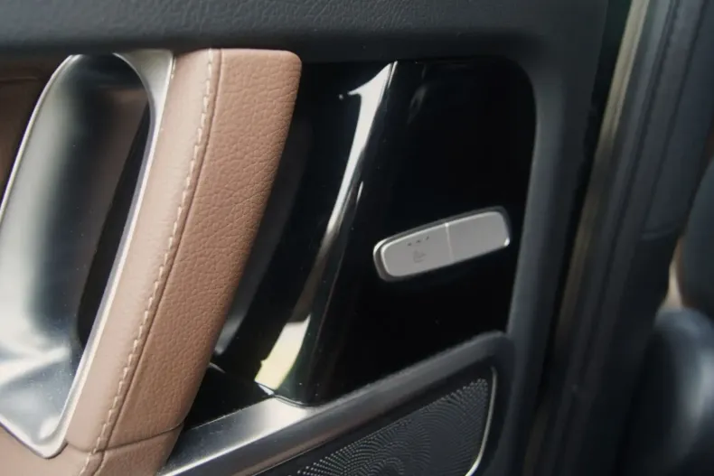 Mercedes-Benz G 450 din 2025 cu 10.250 km - oferta MER157191 - foto 14