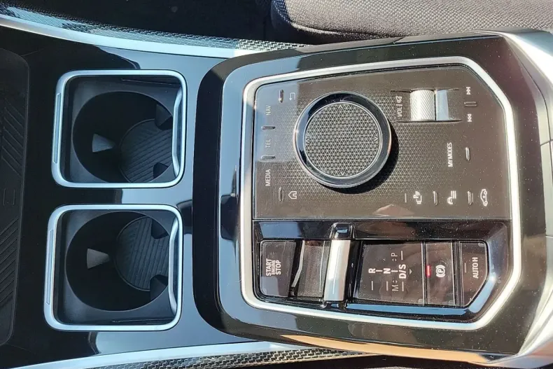 BMW 740 din 2024 cu 18.525 km - oferta BMW157194 - foto 11