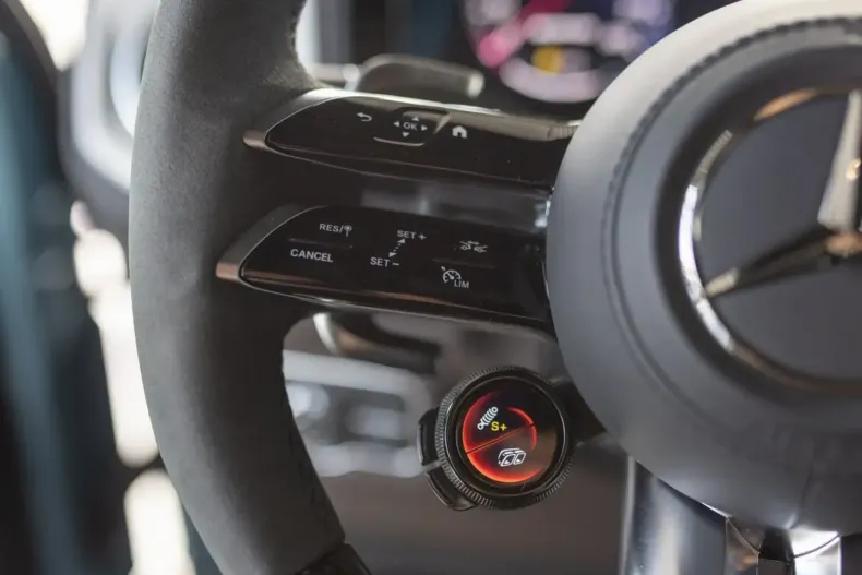 Mercedes-Benz G 63 AMG din 2024 cu 28.590 km - oferta MER157195 - foto 14