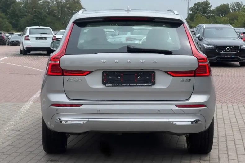 Volvo XC60 din 2022 cu 59.550 km - oferta VOL157212 - foto 7