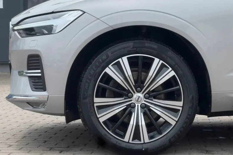 Volvo XC60 din 2022 cu 59.550 km - oferta VOL157212 - foto 10