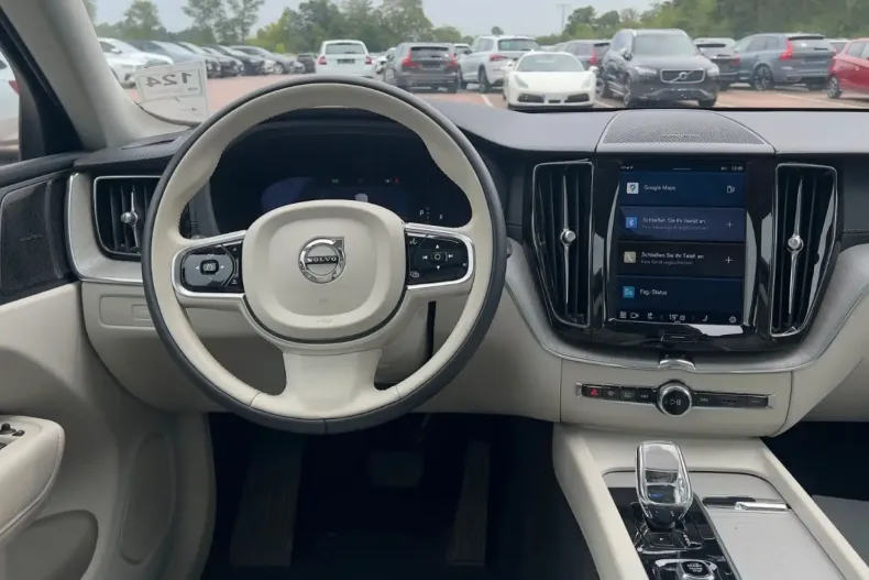 Volvo XC60 din 2022 cu 59.550 km - oferta VOL157212 - foto 21