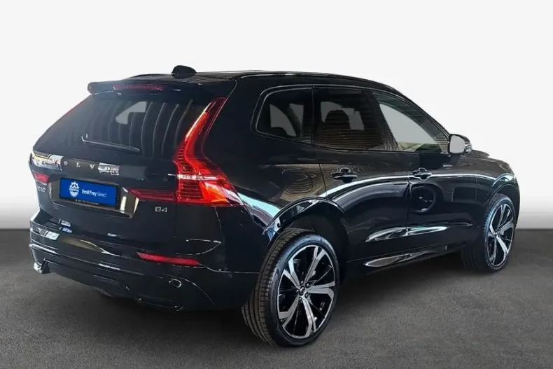 Volvo XC60 din 2023 cu 32.490 km - oferta VOL157213 - foto 2