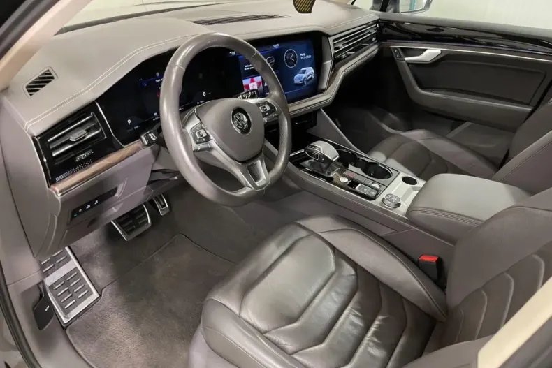 Volkswagen Touareg din 2020 cu 116.806 km - oferta VOL157215 - foto 5