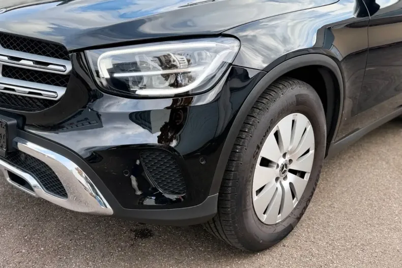 Mercedes-Benz GLC 200 din 2021 cu 60.582 km - oferta MER157216 - foto 10