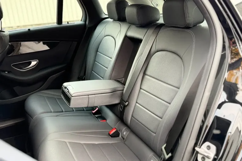 Mercedes-Benz GLC 200 din 2021 cu 60.582 km - oferta MER157216 - foto 16