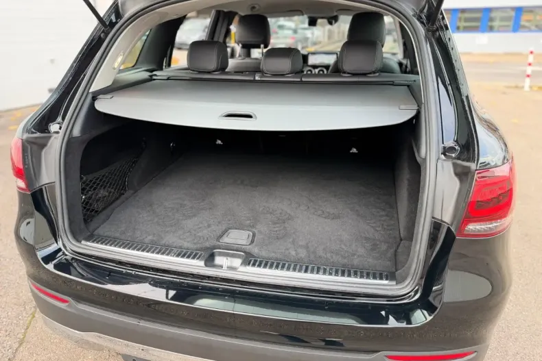 Mercedes-Benz GLC 200 din 2021 cu 60.582 km - oferta MER157216 - foto 27