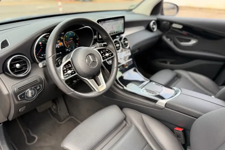 Mercedes-Benz GLC 200 din 2021 cu 60.582 km - oferta MER157216 - foto 38