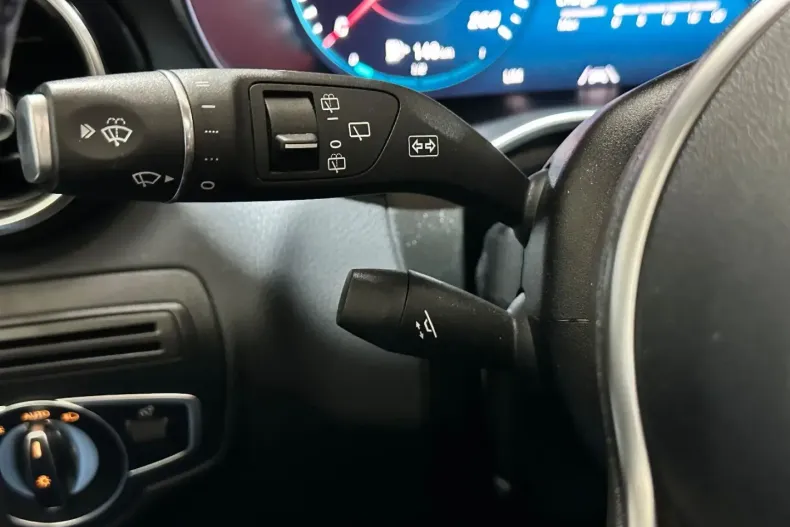 Mercedes-Benz GLC 220 din 2021 cu 84.000 km - oferta MER157231 - foto 27