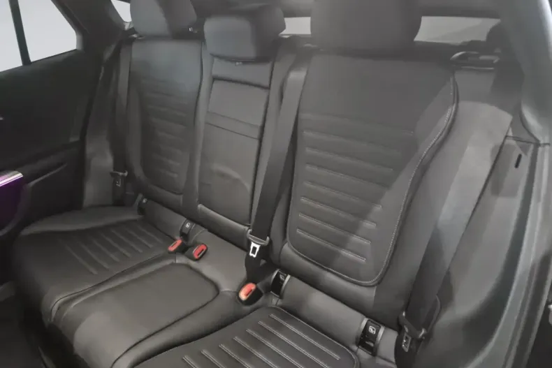 Mercedes-Benz GLC 43 AMG din 2024 cu 7.526 km - oferta MER157235 - foto 11