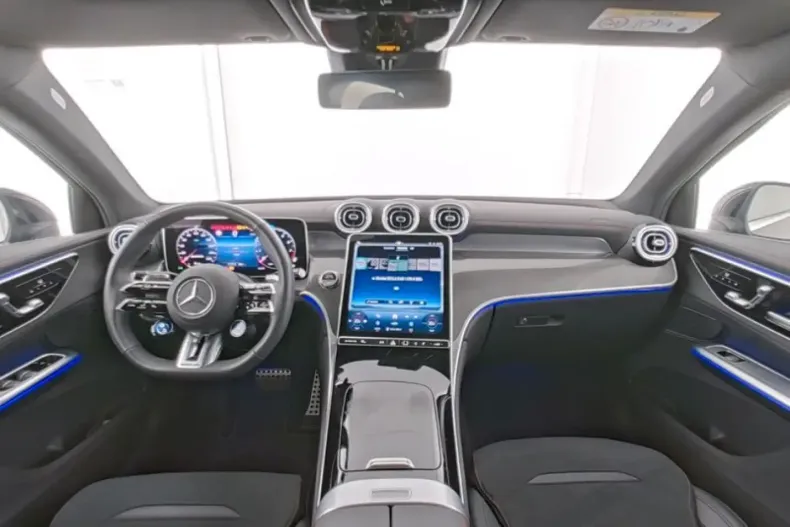 Mercedes-Benz GLC 43 AMG din 2024 cu 7.635 km - oferta MER157236 - foto 6