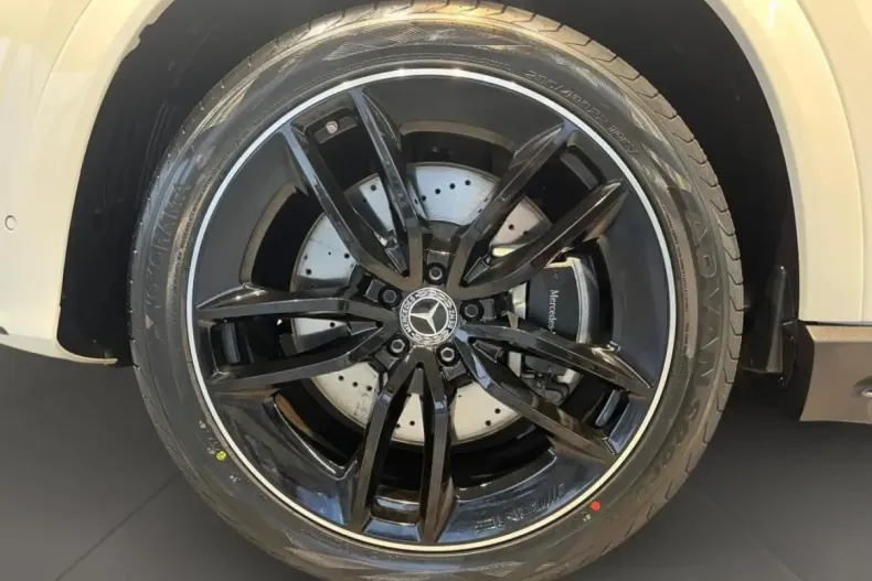 Mercedes-Benz GLE 400 din 2024 cu 24.963 km - oferta MER157241 - foto 8