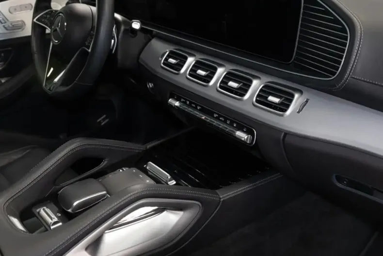 Mercedes-Benz GLE 350 din 2025 cu 18.976 km - oferta MER157242 - foto 20