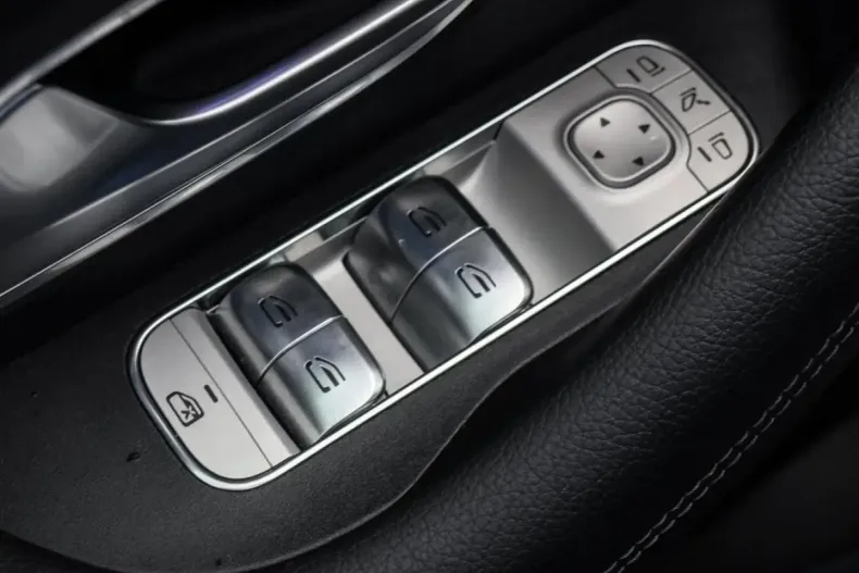 Mercedes-Benz GLE 350 din 2025 cu 16.978 km - oferta MER157243 - foto 13