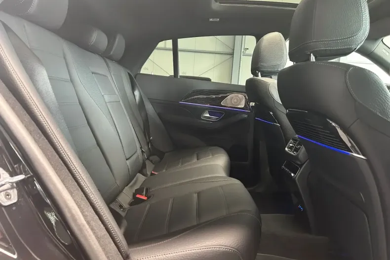 Mercedes-Benz GLE 400 din 2023 cu 19.978 km - oferta MER157244 - foto 13