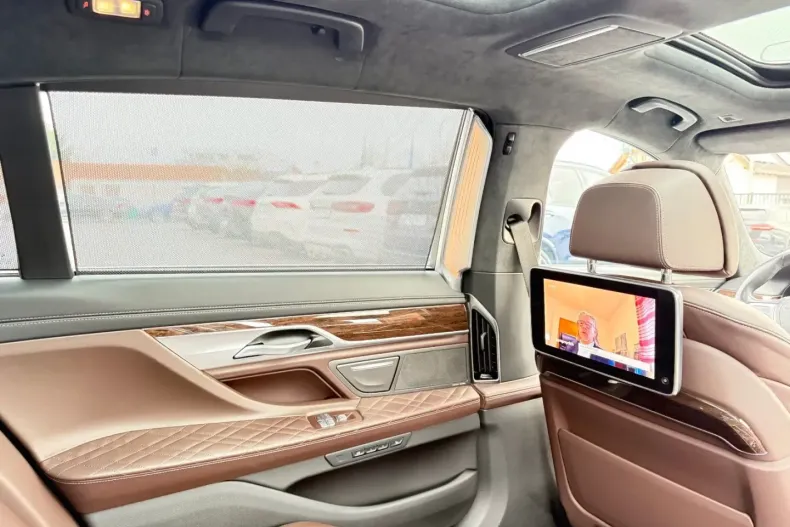 BMW 750 din 2022 cu 99.899 km - oferta BMW157248 - foto 21