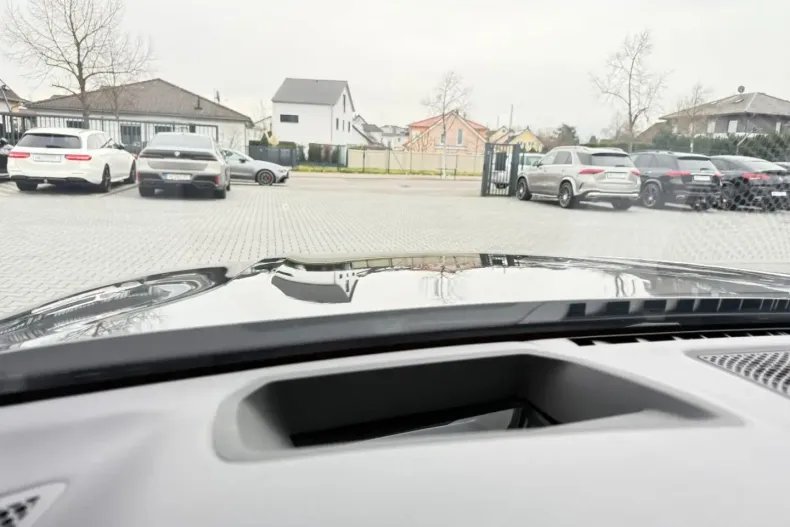 BMW 750 din 2022 cu 99.899 km - oferta BMW157248 - foto 28