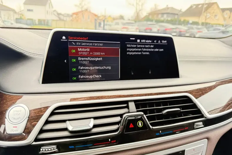 BMW 750 din 2022 cu 99.899 km - oferta BMW157248 - foto 35