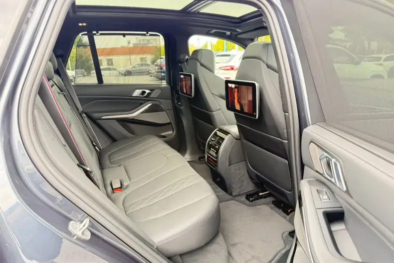 BMW X5 M50 din 2022 cu 29.985 km - oferta BMW157253 - foto 11