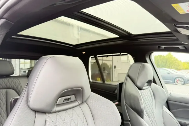 BMW X5 M50 din 2022 cu 29.985 km - oferta BMW157253 - foto 39