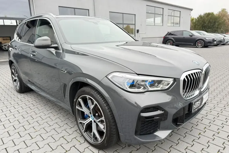 BMW X5 din 2022 cu 49.895 km - oferta BMW157254 - foto 1
