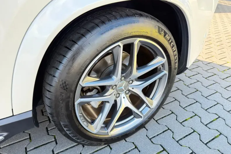 Mercedes-Benz GLE 350 din 2022 cu 89.980 km - oferta MER157261 - foto 45