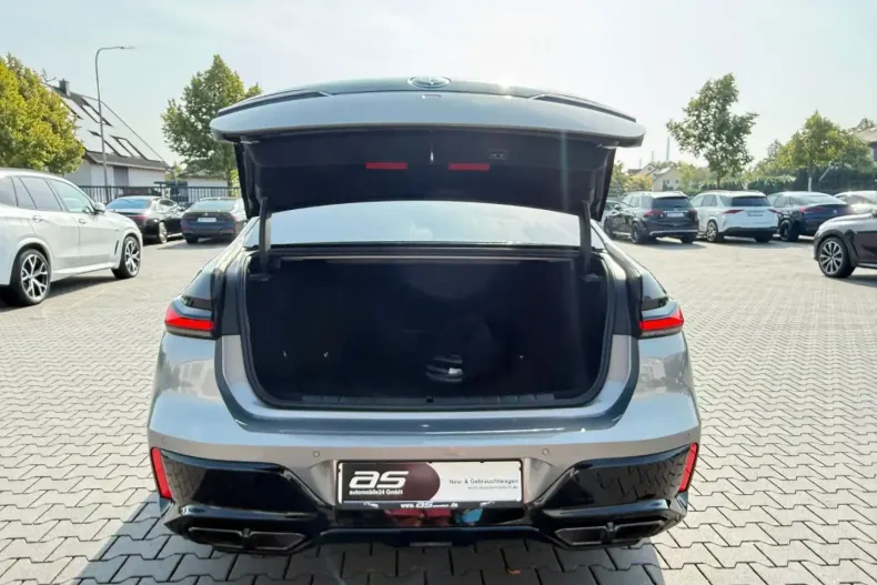 BMW M760 din 2024 cu 44.890 km - oferta BMW157262 - foto 40