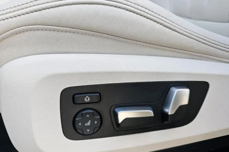 BMW X5 din 2022 cu 27.292 km - oferta BMW157270 - foto 38