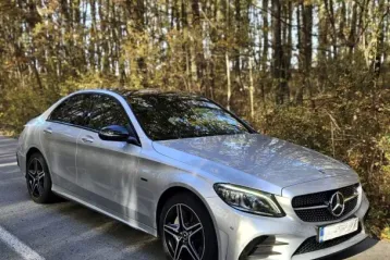 Mercedes-Benz C 300 din 2020 - oferta MER157273