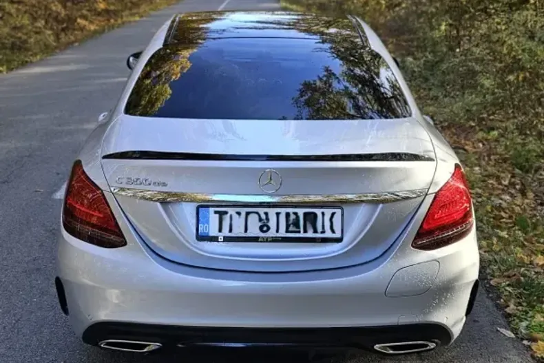 Mercedes-Benz C 300 din 2020 cu 96.000 km - oferta MER157273 - foto 26