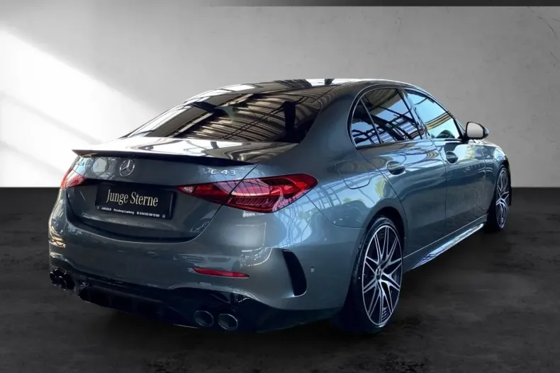 Mercedes-Benz C 43 AMG din 2023 cu 4.270 km - oferta MER157278 - foto 4