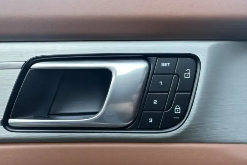 Porsche Panamera din 2023 cu 51.740 km - oferta POR157287 - foto 23