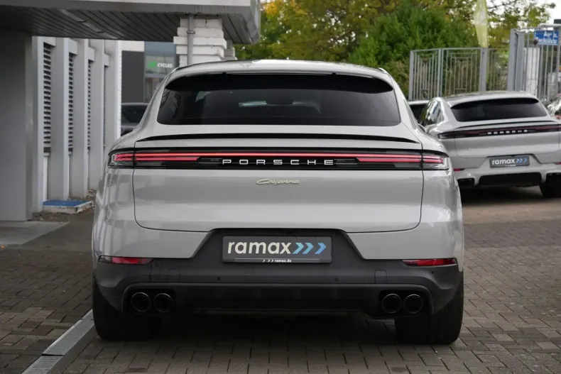 Porsche Cayenne din 2024 cu 19.000 km - oferta POR157291 - foto 3