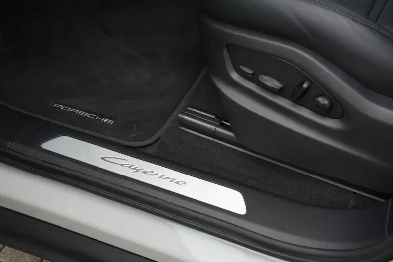 Porsche Cayenne din 2024 cu 19.000 km - oferta POR157291 - foto 21