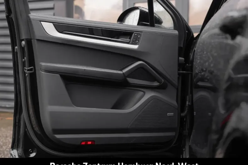 Porsche Cayenne din 2024 cu 25.864 km - oferta POR157297 - foto 28