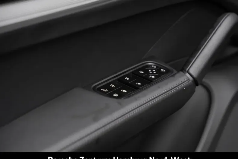 Porsche Cayenne din 2024 cu 25.864 km - oferta POR157297 - foto 29