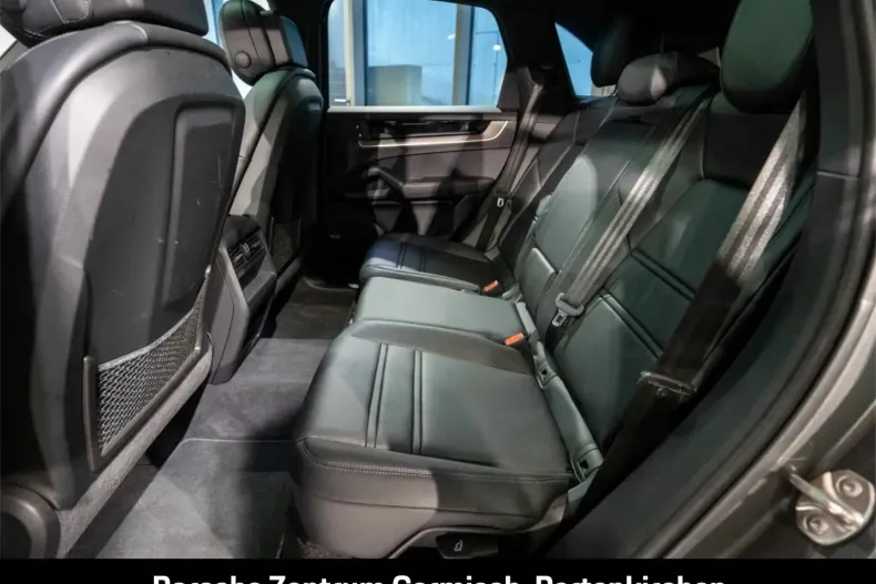 Porsche Cayenne din 2024 cu 25.871 km - oferta POR157300 - foto 9