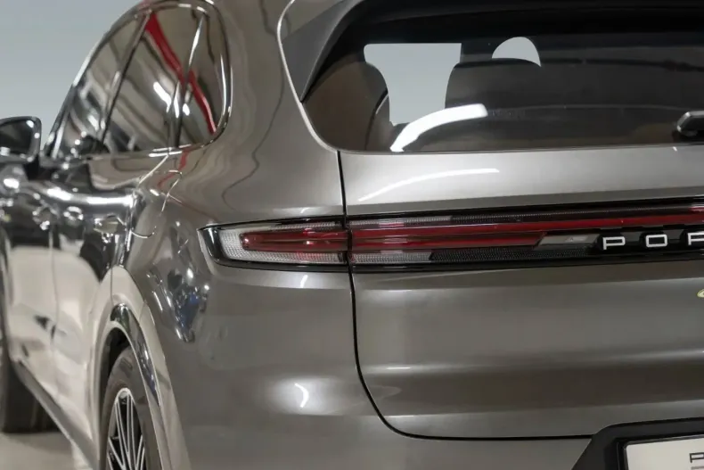 Porsche Cayenne din 2023 cu 28.300 km - oferta POR157302 - foto 12