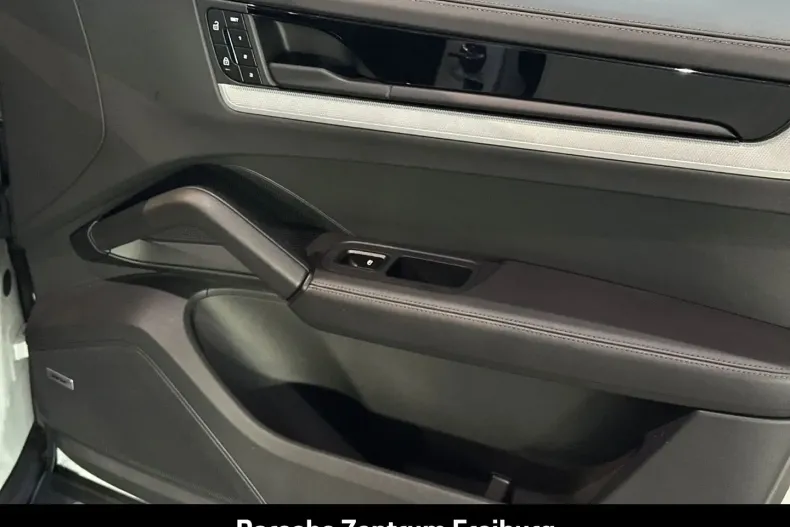 Porsche Cayenne din 2023 cu 24.800 km - oferta POR157305 - foto 26