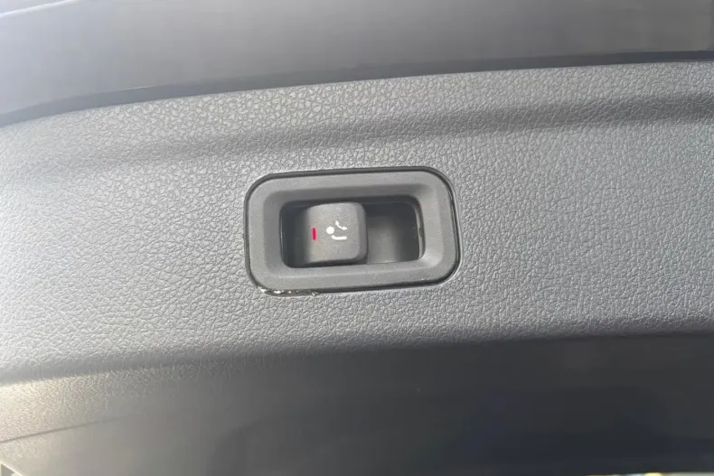 Mercedes-Benz GLE 300 din 2024 cu 18.000 km - oferta MER157307 - foto 25