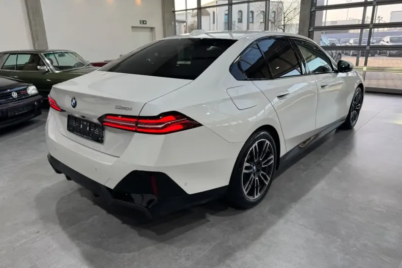 BMW 520 din 2025 cu 20.160 km - oferta BMW157308 - foto 7